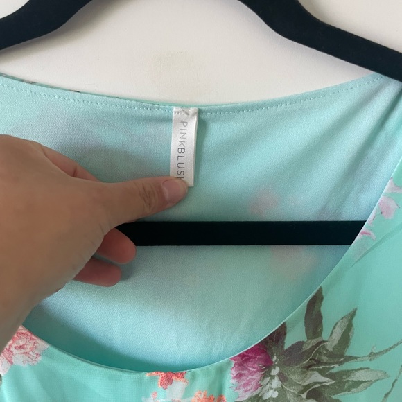 Pink blush maternity dress - Picture 9 of 11